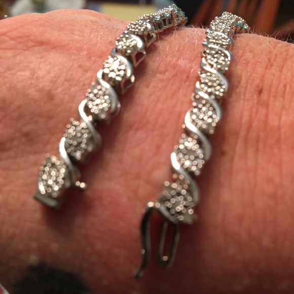 Bracelet - Picture 4 of 4